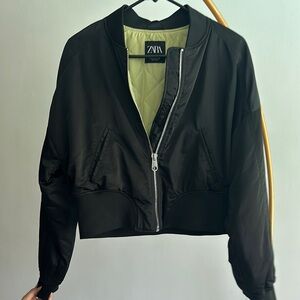 Zara Black Bomber Jacket Sleek Design